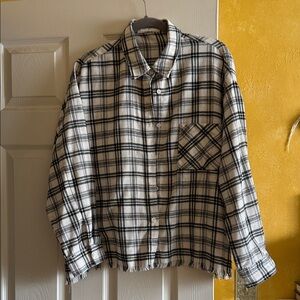 Carly Jean Los Angeles Plaid Button-Down Shirt - Black and White